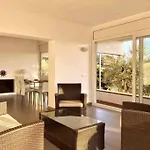 Апартаменты Amplio Con Jardin En Almadrava