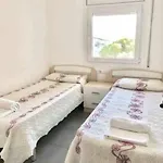 Апартаменты Amplio Con Jardin En Almadrava